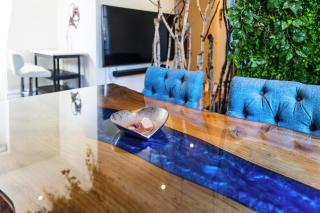 Tala A Luxe Elwood Experience - 7