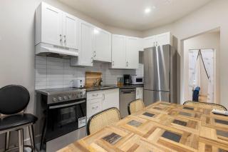 The Urban Retreat Trendy 3BR in NDG - Montréal - 3
