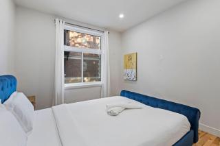 The Urban Retreat Trendy 3BR in NDG - Montréal - 6