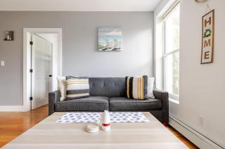 Sleek and New 3BR Brooklyn Apt only 10 Min to Manhattan - 5