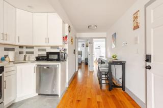 Stylish 3BR Home Near NYC in Perfect Location - 5