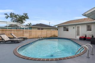 Sunny Cape Coral Escape, Warmth Awaits - 6