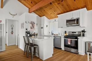 Cowboy Cabin with Lake Views - Big Bear Lake - 5