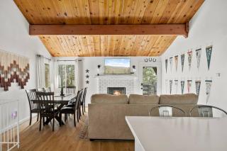 Cowboy Cabin with Lake Views - Big Bear Lake - 2