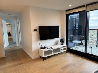 Prospect Box Hill 2BR Apt with City Views - Box Hill - 1