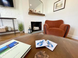 4 King Suites, Downtown, Outlets, Beach, Historic - Portsmouth - 5
