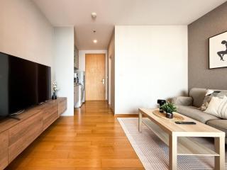 Contemporary Stylish 1BR - Ultra Fast Wifi - Silom - Bangkok - 4