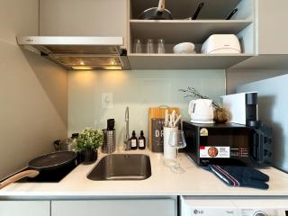 Contemporary Stylish 1BR - Ultra Fast Wifi - Silom - Bangkok - 1