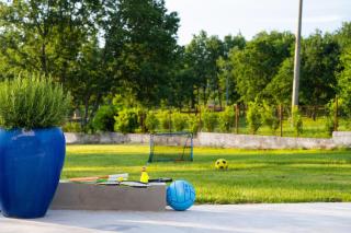 Luxury Villa She for 6 people with 61 m2 private pool, playground & activities on-side for adults and kids - Šterna - 7