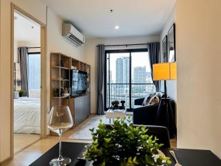 Luxury City-Scape 2BR - Ultra Fast Wifi - Asoke - Bangkok - 4