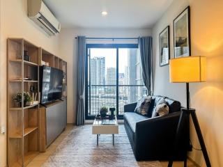 Luxury City-Scape 2BR - Ultra Fast Wifi - Asoke - 1