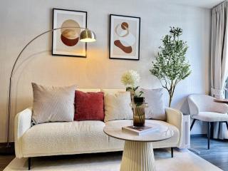 Serene Stylish 1BR - Ultra Fast Wifi - BTS Ekamai - Bangkok - 1