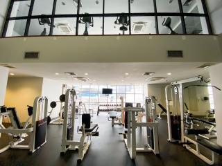 Upscale Modern 2BR - Ultra Fast WiFi - BTS Asoke - 7