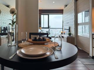 Transquil Modern 1BR - Ultra Fast WiFi - BTS Ari - 6