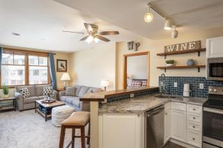 Zephyr Mountain Lodge 1420 Ski-In Ski-out Winter Park Resort base - 7