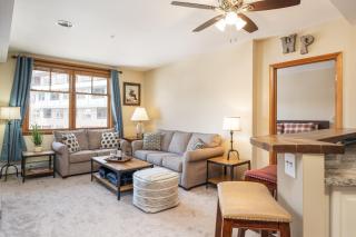 Zephyr Mountain Lodge 1420 Ski-In Ski-out Winter Park Resort base - 1