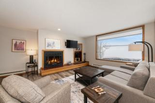 Snowblaze A23 communal indoor pool & hot tub - 9
