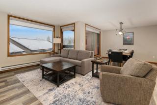 Snowblaze A23 communal indoor pool & hot tub - 7
