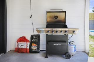 Beach House with Heated Pool & Family Games - 7