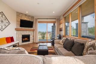 Elk Creek A103 private hot tub - 7