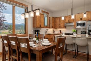 Elk Creek A103 private hot tub - 3