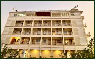 SWIMMING-POOL HOTEL A 1 LAGUN Near Sea Beach And Jagannath Temple - Restaurant, Parking and Lift Facilities - Fully Air Conditioning Hotel - A Top Rated Hotel -Breakfast Included - Puri - 5