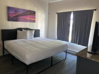The Enchanted Suites & Residence - Roswell - 9