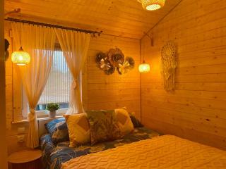 Domki na zielonej łące boho - Nowęcin - 8