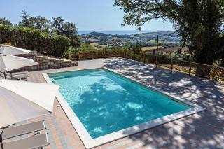 Villa Lucilla - B&B Rooms and Pool - Potenza Picena - 4