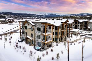 Elk Creek D102 private hot tub - 8