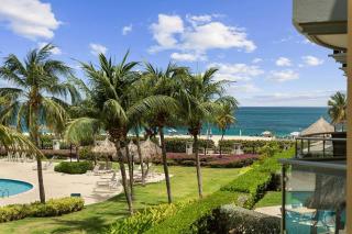 Beachfront - Divine Leisure 2BR condo - BC255 - Palm-Eagle Beach - 0