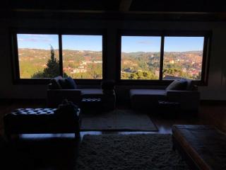 Casa luxuosa com vista incrível de Campos do Jordão - Campos do Jordão - 0