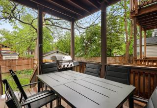 Hartford 5BR Family Home with Games BBQ Grill and Firepit - Saint Louis - 9