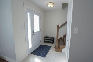 Comfortable 3BR Getaway - Riverview - 6