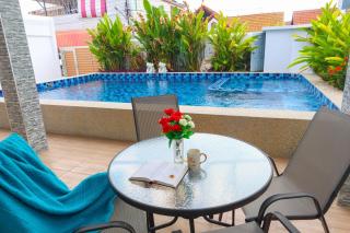Pattaya Luxury Villa, 5BR 6BA, Private Pool with Jacuzzi Cityhouse54 - Pattaya Sud - 0