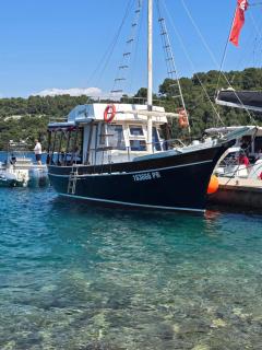 Mirta Tours - Dobropoljana - 0
