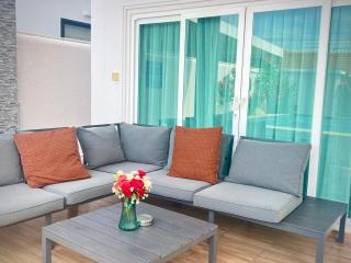 Pattaya Luxury Villa, 5BR 6BA, Private Pool with Jacuzzi Cityhouse54 - Pattaya Sud - 7