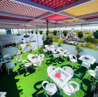 Experia Boutique House - 7