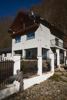 Cabana Cerbu - Petrila - 0