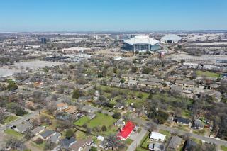 Stadium Luxe Retreat- Walking Distance to AT&T Sta - Arlington - 2