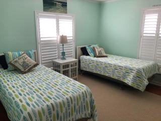 Hickman street 305 - 7