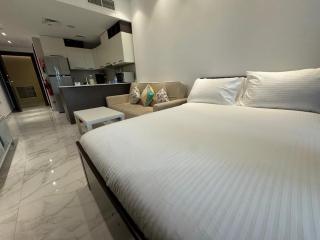 Sleek & Stylish Fully Furnished Studio Joya Verde - 4