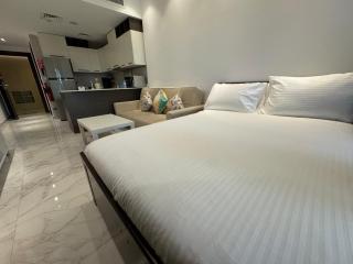Sleek & Stylish Fully Furnished Studio Joya Verde - 1