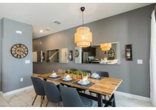 8924 SD - Luxury 4BR Townhome: Private Pool - Davenport - 4