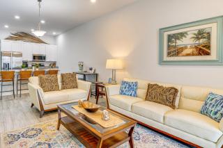 Canal-Front Gem with Heated Pool in Cape Coral - Cape Coral - 7