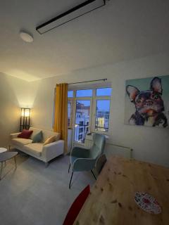 NEWBORN hostel - Pristina - 6