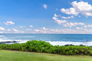 Oceanfront Condo Kailua Kona Walk to Beach Town and Sunset Views - Kailua-Kona - 3
