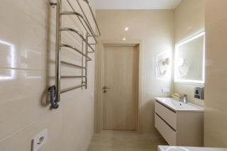 MISTO capsule hotel - Kiew - 3