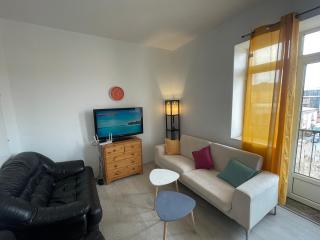 NEWBORN hostel - Pristina - 5