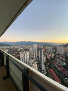 Central Apart Batumi Orbi City MK - Batoemi - 4